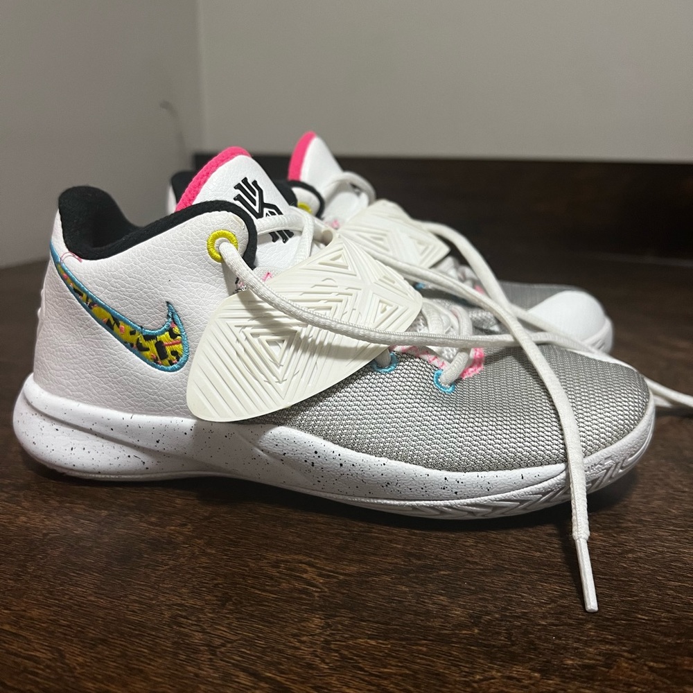 Nike Kyrie Flytrap 3 Girls